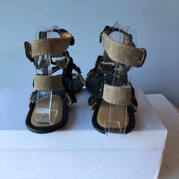 L.A.M.B “Indee” G8107 Blktpe toe sandal - Picture 9 of 16